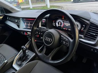 Audi A1 1.5 TFSI 35 Sport Sportback 5dr Petrol S Tronic Euro 6 (s/s) (15