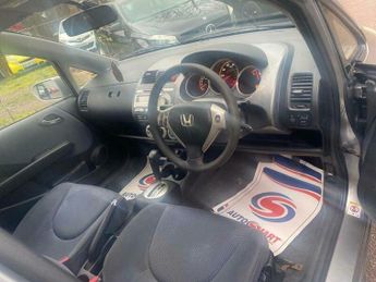 Honda Jazz 1.4 i-DSI SE CVT-7 5dr