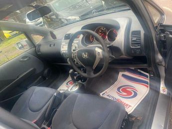 Honda Jazz 1.4 i-DSI SE CVT-7 5dr