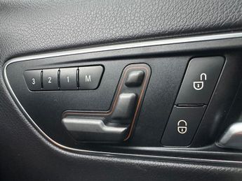 Mercedes-Benz C Class 2.1 GLA220d AMG Line (Premium Plus) SUV 5dr Diesel 7G-DCT 4MATIC