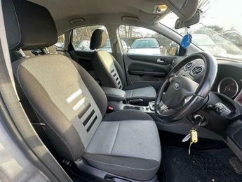 Ford Focus 2.0 TDCi DPF Zetec Powershift 5dr