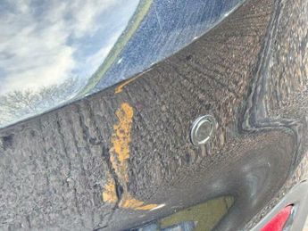 Ford Focus 1.6 Zetec Hatchback 5dr Petrol Powershift Euro 5 (125 ps)