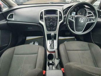 Vauxhall Astra 2.0 CDTi SRi Sports Tourer Auto Euro 5 5dr