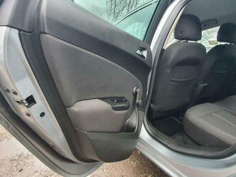 Vauxhall Astra 2.0 CDTi SRi Sports Tourer Auto Euro 5 5dr