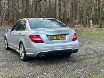 Mercedes-Benz C Class 2.1 C220 CDI BlueEfficiency AMG Sport G-Tronic+ Euro 5 (s/s) 4dr