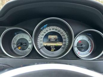 Mercedes-Benz C Class 2.1 C220 CDI BlueEfficiency AMG Sport G-Tronic+ Euro 5 (s/s) 4dr