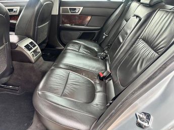 Jaguar XF V6 LUXURY