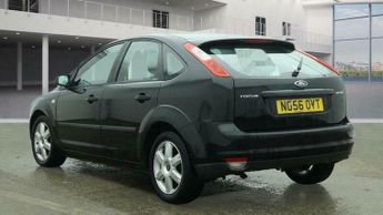 Ford Focus 1.6 Sport 5dr