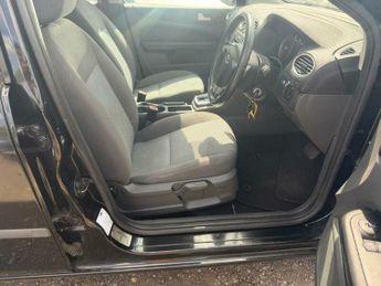 Ford Focus 1.6 Sport 5dr