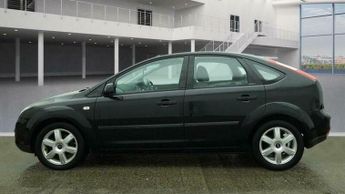 Ford Focus 1.6 Sport 5dr