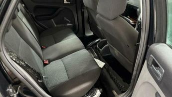 Ford Focus 1.6 Sport 5dr