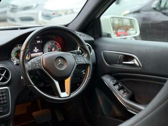 Mercedes-Benz A Class 1.6 A180 SE Hatchback 5dr Petrol 7G-DCT Euro 6 (s/s) (122 ps)