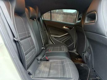 Mercedes-Benz A Class 1.6 A180 SE Hatchback 5dr Petrol 7G-DCT Euro 6 (s/s) (122 ps)