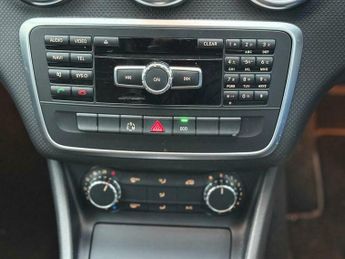 Mercedes-Benz A Class 1.6 A180 SE Hatchback 5dr Petrol 7G-DCT Euro 6 (s/s) (122 ps)