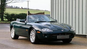 Jaguar XK XKR CONVERTIBLE