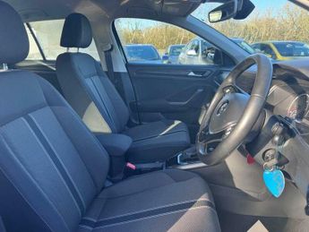 Volkswagen T-Roc 2.0 TDI SE DSG Euro 6 (s/s) 5dr