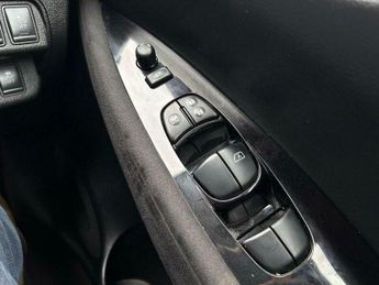 Nissan Leaf 30kWh Acenta Auto 5dr