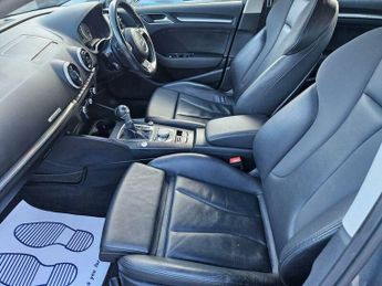 Audi A3 1.4 TFSI e-tron Sportback e-S Tronic Euro 6 5dr 8.8kWh