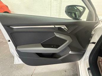 Audi A3 1.4 TFSIe 40 S line Sportback S Tronic Euro 6 (s/s) 5dr 13kWh