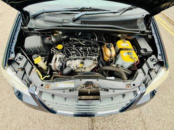 Chrysler Voyager CRD GRAND LIMITED