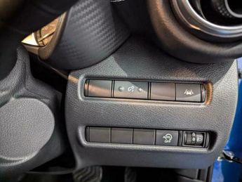 Nissan Juke 1.0 DIG-T N-Connecta DCT Auto Euro 6 (s/s) 5dr