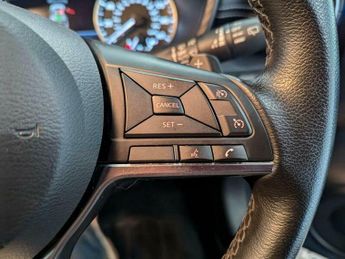 Nissan Juke 1.0 DIG-T N-Connecta DCT Auto Euro 6 (s/s) 5dr