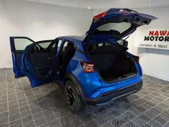 Nissan Juke 1.0 DIG-T N-Connecta DCT Auto Euro 6 (s/s) 5dr