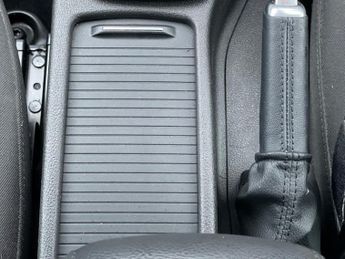 Ford Focus 1.6 Titanium Powershift Euro 6 5dr