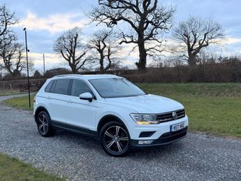 Volkswagen Tiguan 2.0 TDI BlueMotion Tech SE Navigation SUV 5dr Diesel Manual Euro