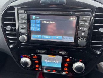 Nissan Juke 1.6 Acenta Premium SUV 5dr Petrol XTRON Euro 5 (117 ps)