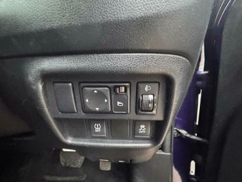 Nissan Juke 1.6 Acenta Premium SUV 5dr Petrol XTRON Euro 5 (117 ps)