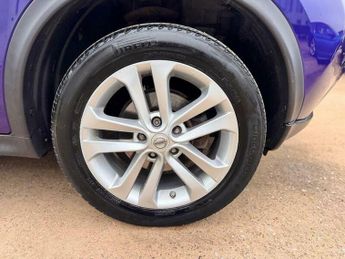 Nissan Juke 1.6 Acenta Premium SUV 5dr Petrol XTRON Euro 5 (117 ps)