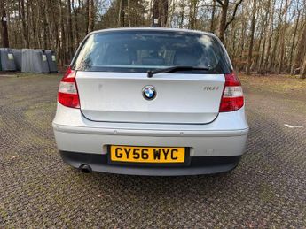 BMW 1 SERIES 118i SE