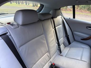 BMW 1 SERIES 118i SE