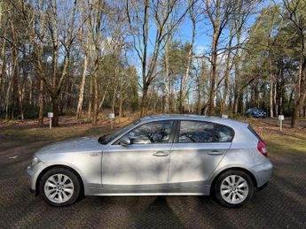 BMW 1 SERIES 118i SE