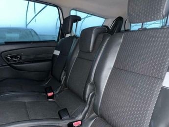 Renault Grand Scenic 1.5 dCi Dynamique TomTom EDC Euro 5 5dr