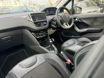 Peugeot 208 1.6 e-HDi Feline EGC Euro 5 (s/s) 5dr (Nav)