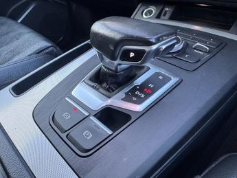 Audi Q5 TDI QUATTRO SPORT