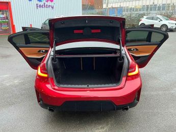 BMW 3 SERIES 2.0 320i M Sport Saloon 4dr Petrol Auto Euro 6 (s/s) (184 ps)