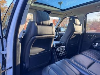 Land Rover Range Rover SDV8 VOGUE