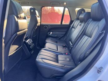 Land Rover Range Rover SDV8 VOGUE