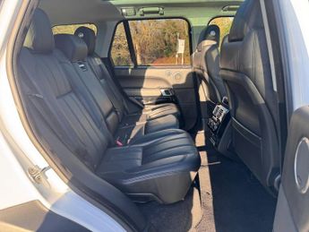 Land Rover Range Rover SDV8 VOGUE