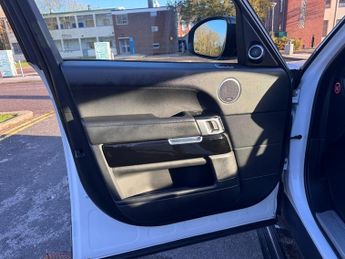 Land Rover Range Rover SDV8 VOGUE