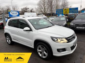 Volkswagen Tiguan R LINE TDI BLUEMOTION TECHNOLOGY 4MOTION
