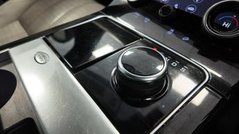 Land Rover Range Rover Velar R-DYNAMIC HSE AUTO 68 PLATE SAT NAV 4X4 HEATED SEATS