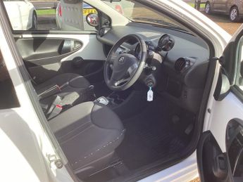 Citroen C1 1.0i VTR+ Hatchback 5dr Petrol EGS5 Euro 5 (68 ps)