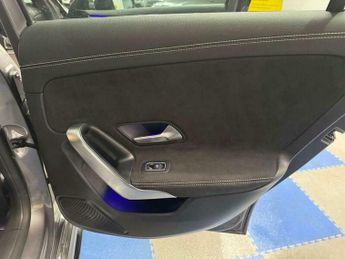 Mercedes-Benz A Class 1.3 A 250 AMG Line Edition Premium E Auto 5dr