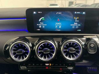 Mercedes-Benz A Class 1.3 A 250 AMG Line Edition Premium E Auto 5dr