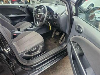 SEAT Leon 1.6 TDI CR SE DSG Euro 5 5dr