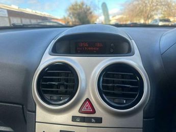 Vauxhall Corsa 1.2i 16v S 5dr